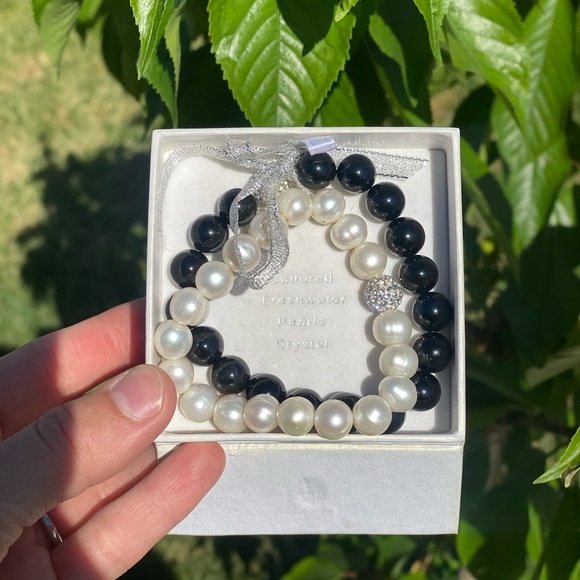 Cutured Fresh water pearls bracelts - Picture 4 of 7